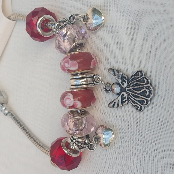 Angel w hearts Charm Bracelet Glass Beads Red & Pink New Christmas - Picture 1 of 8